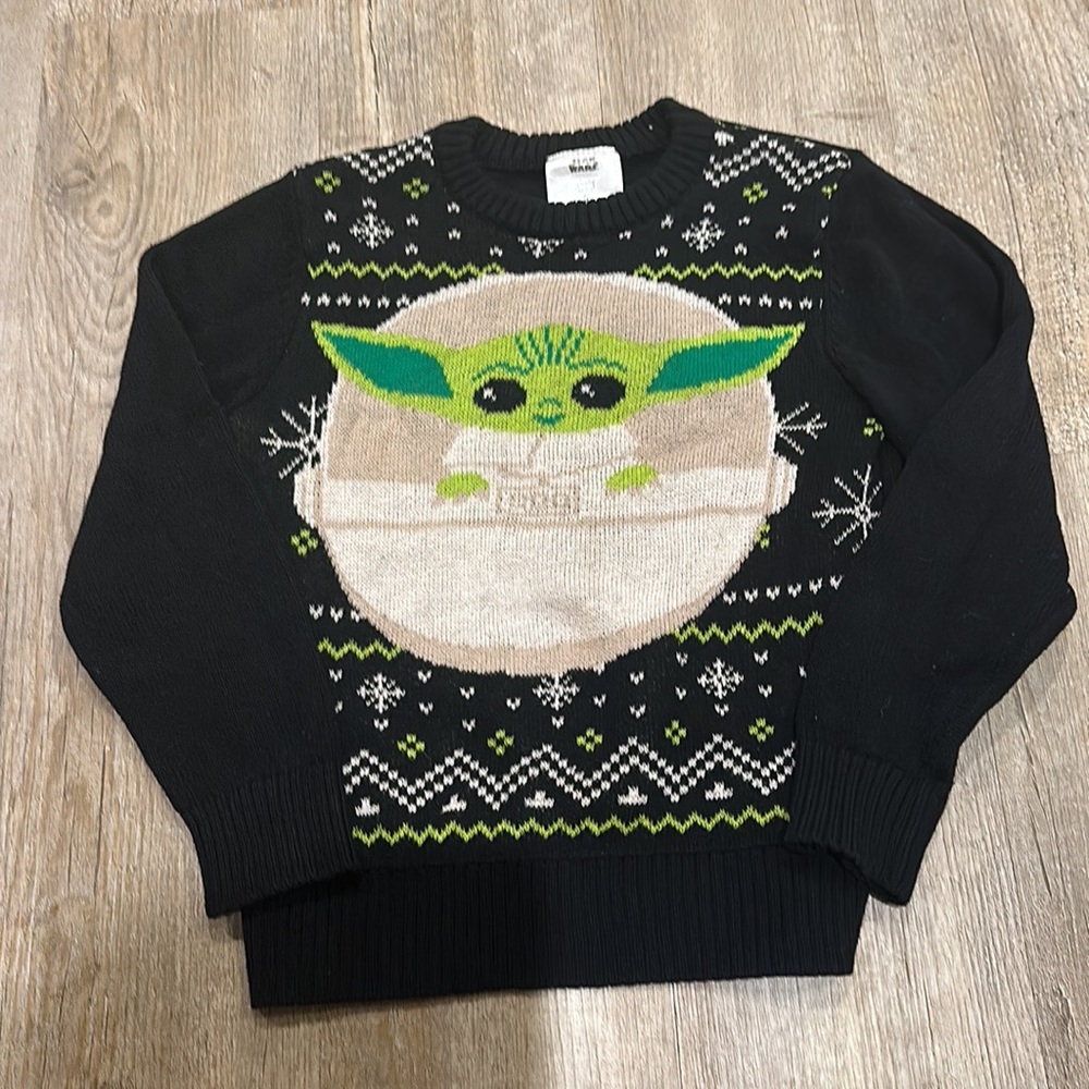 Kids size 5 Yoda Holiday sweater. - Picture 2 of 4